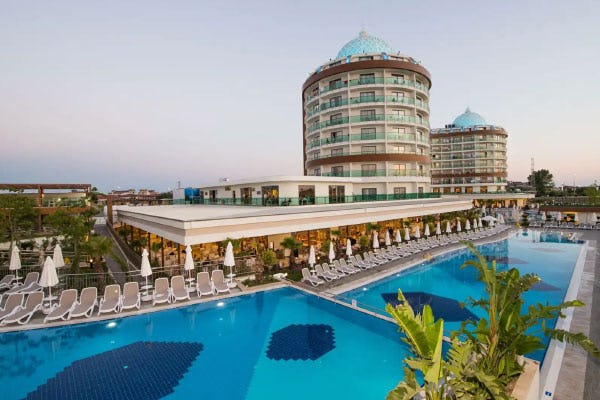 Dream World Aqua Hotel
